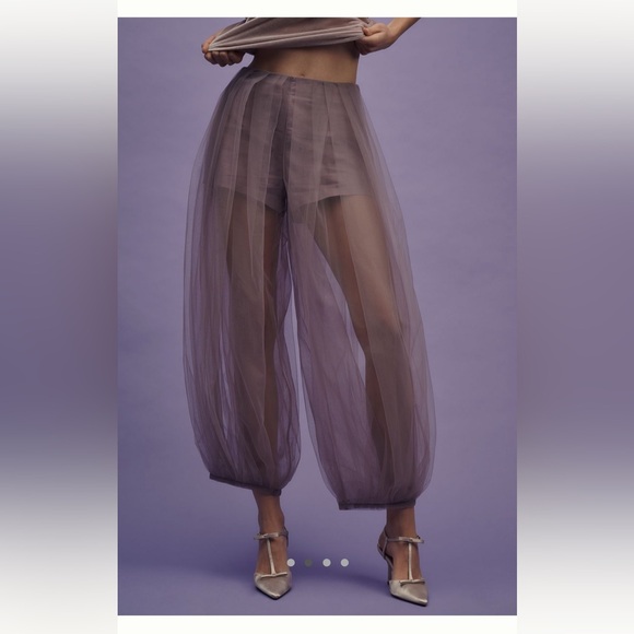 NWT - ANTHROPOLOGIE TULLE BALLOON LEG PANTS - Picture 2 of 4